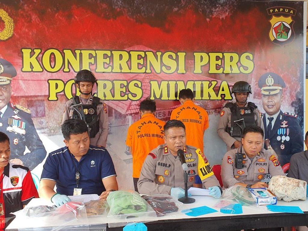 2 Pria di Mimika Perkosa lalu Bunuh Remaja Wanita Pakai Beton Ditangkap 2 Pria di Mimika Perkosa lalu Bunuh Remaja Wanita Pakai Beton Ditangkap