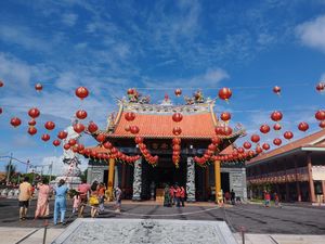 Perayaan Tahun Baru Imlek 2023 di Vihara Satya Dharma Benoa Perayaan Tahun Baru Imlek 2023 di Vihara Satya Dharma Benoa