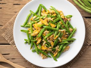 Resep Tumis Kacang Panjang dan Ayam yang Praktis, Cocok untuk Makan Siang Resep Tumis Kacang Panjang dan Ayam yang Praktis, Cocok untuk Makan Siang