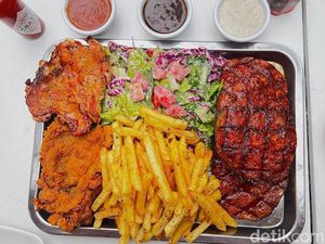Steak Meltique dan Ayam Jadi Andalan Warung Steak di Bekasi Ini Steak Meltique dan Ayam Jadi Andalan Warung Steak di Bekasi Ini