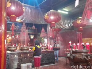 Begini Suasana Imlek di Vihara Dharma Bhakti Jakbar Begini Suasana Imlek di Vihara Dharma Bhakti Jakbar