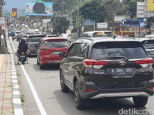 Perayaan Imlek, Volume Kendaraan Menuju Puncak Bogor Meningkat 22 Persen