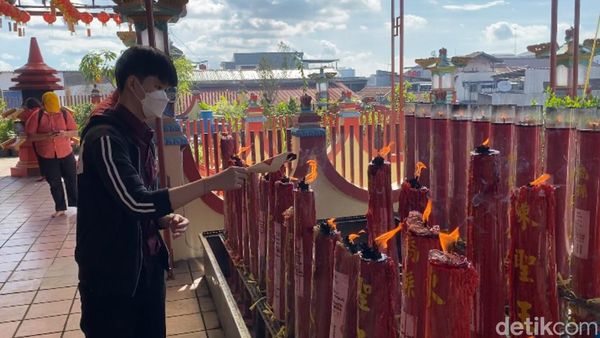 Perayaan Imlek di Vihara Tanda Bhakti Bandung