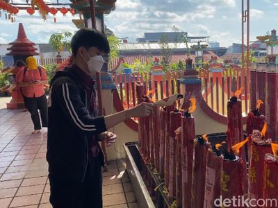 Perayaan Imlek di Vihara Tanda Bhakti Bandung