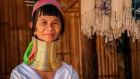 4 Tradisi Unik dan Ekstrem Buat Para Kaum Wanita di Berbagai Negara