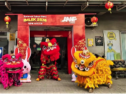 Rayakan Semarak Imlek 2023 dengan Hujan Promo dari JNE