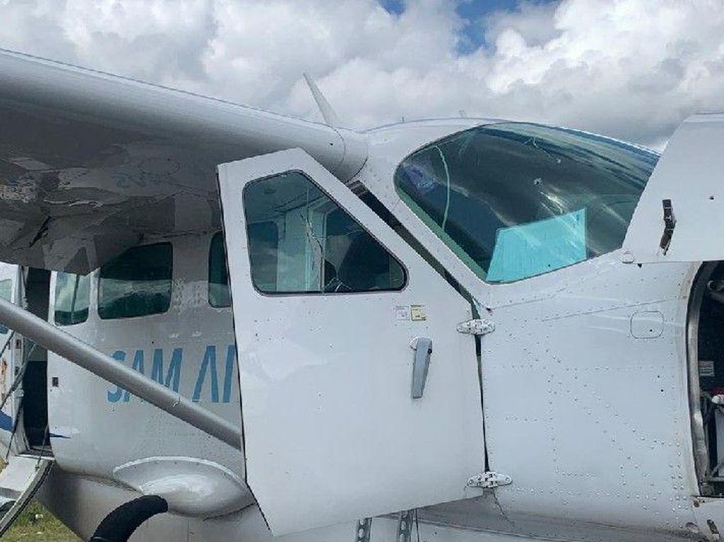 Pesawat SAM Air Tergelincir di Beoga Papua