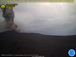 Gunung Anak Krakatau 3 Kali Erupsi Hari Ini