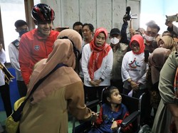 Ultah Megawati, Ganjar Gowes ke Demak-Gelar Dapur Sehat Atasi Stunting