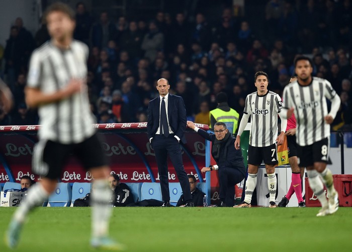 NAPLES, ITALY - JANUARY 13:  Massimiliano Allegri head coach of Juventus looks on during the Serie A match between SSC Napoli and Juventus at Stadio Diego Armando Maradona on January 13, 2023 in Naples, Italy.  (Photo by Giuseppe Bellini/Getty Images)