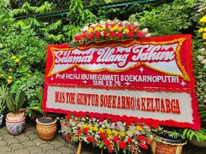 Tak Ada Perayaan, Kediaman Megawati Banjir Karangan Bunga Ucapan Ulang Tahun