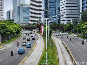 Libur Cuti Bersama, Jalanan Jakarta Lengang Pagi Ini