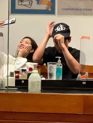 Park Shin Hye dan Choi Tae Joon di Hawaii