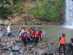 Wisatawan Tenggelam di Air Terjun Segenter Lombok Ditemukan Tewas Wisatawan Tenggelam di Air Terjun Segenter Lombok Ditemukan Tewas