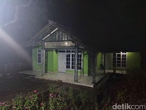 Teka-teki Mobil Hitam Parkir di Kontrakan Wowon Cs Serial Killers