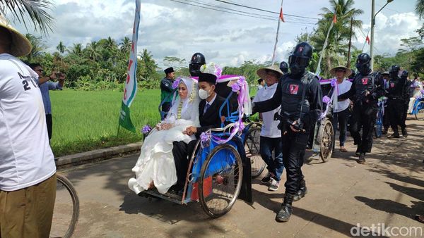 Sah! Santri yang Dijodohkan Massal di Pesantren Ciamis Kini Menikah