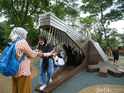 Serunya Habiskan Libur Panjang di Tebet Eco Park