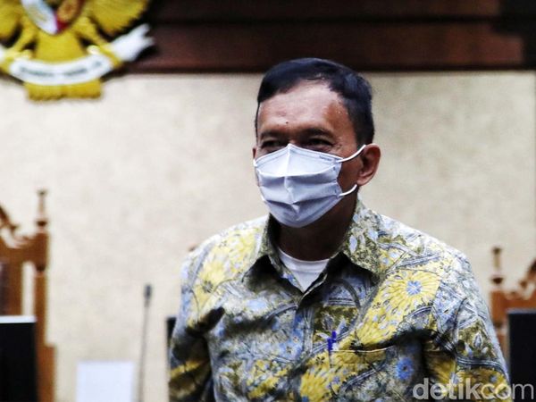 Eks Pejabat Pajak Angin Prayitno Didakwa Terima Gratifikasi-TPPU Rp 44 M