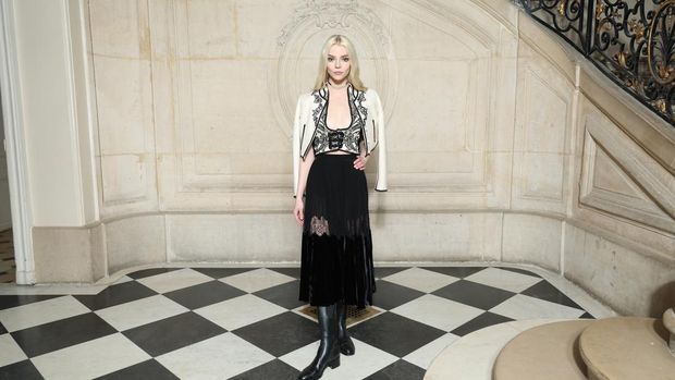 PARIS, FRANCE - JANUARY 23: Anya Taylor-Joy attends the Christian Dior Haute Couture Spring Summer 2023 show as part of Paris Fashion Week  on January 23, 2023 in Paris, France. (Photo by Pascal Le Segretain/Getty Images for Christian Dior)
