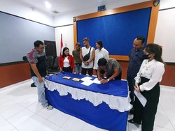 4 WNA Rusia-Ukraina Korban Kapal Kebo Iwa Tenggelam Terima Ganti Rugi