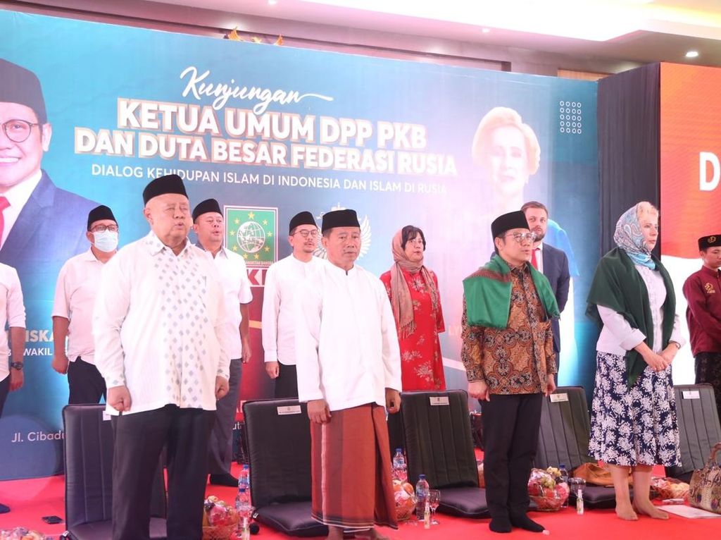 Kecam Pembakaran Salinan Al-Quran di Swedia, Cak Imin Minta Umat Tenang Kecam Pembakaran Salinan Al-Quran di Swedia, Cak Imin Minta Umat Tenang