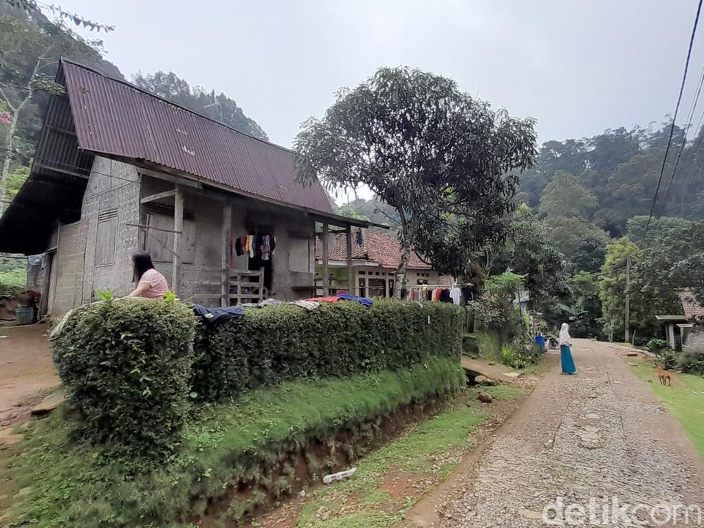 Pesona Kampung Sempurmayung yang Memudar, Akses nan Buruk Biang Keroknya Pesona Kampung Sempurmayung yang Memudar, Akses nan Buruk Biang Keroknya
