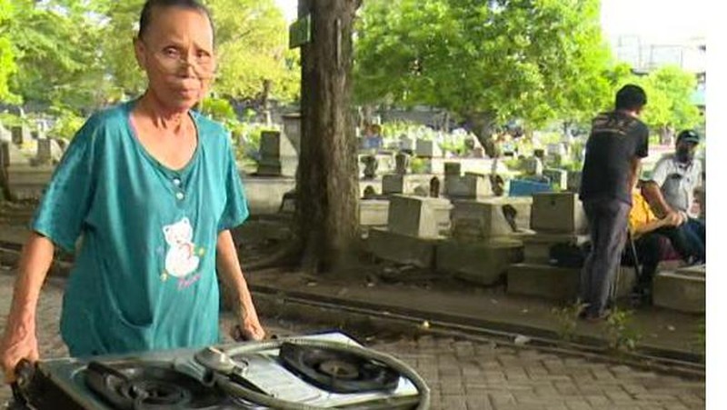 Nenek Sarmi Berjuang Hidupi 4 Cucu yang Ditelantarkan, Kamu Bisa Bantu