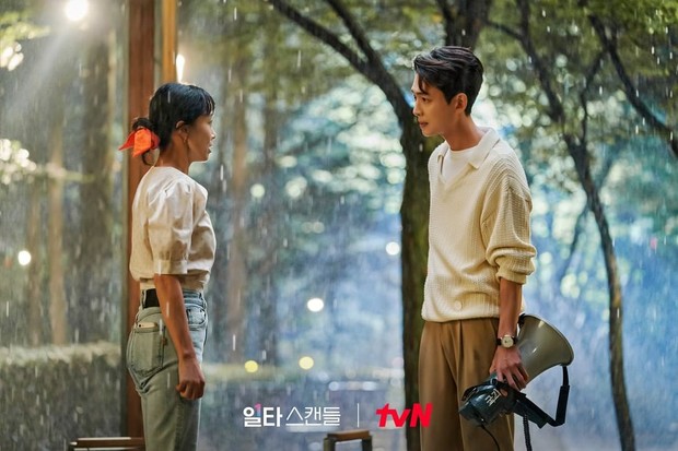 Kisah para tokoh yang saling berhubungan dalam Crash Course in Romance / Foto: instagram.com/tvn_drama