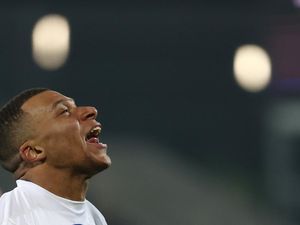 Mbappe Bikin 5 Gol, Ukir Sejarah di PSG