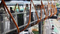Meski Belum Diresmikan, Skywalk Kebayoran Tetap Bisa Digunakan
