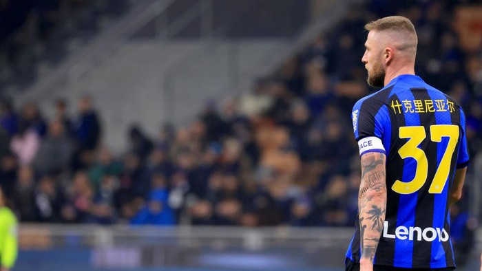 MILAN, ITALY - JANUARY 23: Milan Skriniar of FC Internazionale looks on during the Serie A match between FC Internazionale and Empoli FC at Stadio Giuseppe Meazza on January 23, 2023 in Milan, Italy. (Photo by Giuseppe Cottini/Getty Images)