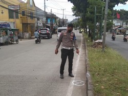 Pemotor di Cibinong Bogor Tewas Usai Menabrak Pembatas Jalan