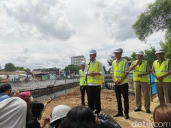 Jokowi Kaget Heru Budi Bisa Lanjutkan Sodetan Ciliwung yang Mandek 6 Tahun
