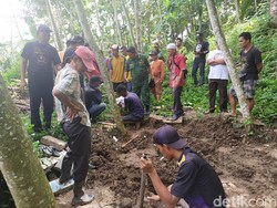 Ritual Potong Kambing-Lafalkan Mantra di Balik 6 Makam Misterius Cianjur