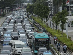 3 Fakta Demo Perangkat Desa Depan DPR Bikin Macet di Mana-mana