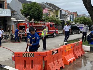 Pro Kontra Warga soal Penutupan 5 U-turn di GDC Depok Pro Kontra Warga soal Penutupan 5 U-turn di GDC Depok