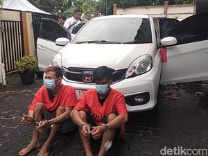 Polisi Beber Motif 2 Pelaku Bercelurit Begal Taksi Online di Surabaya