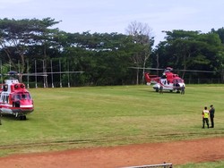 Jelang Kedatangan Jokowi, Helikopter TNI Mendarat di Stadion Pecangakan