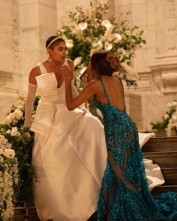 Foto: instagram.com/gossipgirl Julien Calloway di Debutante Ball/