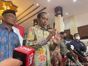 Jokowi Sentil Kader Posyandu usai Viral Bayi 7 Bulan Diberi Kopi Saset Jokowi Sentil Kader Posyandu usai Viral Bayi 7 Bulan Diberi Kopi Saset