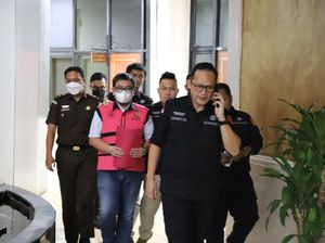 Kejagung Ungkap Peran Tersangka Baru Kasus Korupsi BTS Kominfo Kejagung Ungkap Peran Tersangka Baru Kasus Korupsi BTS Kominfo