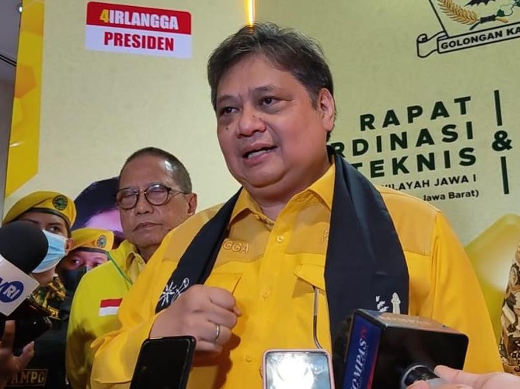 Airlangga soal Reshuffle: Rabu Pon Pertemuan Golkar dan NasDem Airlangga soal Reshuffle: Rabu Pon Pertemuan Golkar dan NasDem