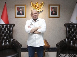 Ketemu Asprov PSSI, La Nyalla Pamer Program Bangun Sepak Bola RI