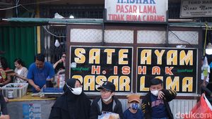 Jalan-jalan ke Pasar Lama Tangerang, Singgahlah di Sate H. Ishak nan Legendaris