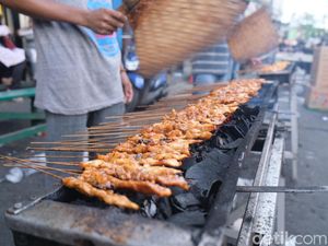 5 Kuliner Tangerang Populer Sejak Tahun 80an, Nasi Uduk hingga Sate Ayam! 5 Kuliner Tangerang Populer Sejak Tahun 80an, Nasi Uduk hingga Sate Ayam!