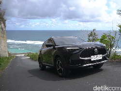 Road Trip New MG HS: Membingkai Tradisi Menjelajah Negeri