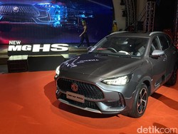 Tantang Wuling Almaz hingga Honda CR-V, New MG HS Meluncur Mulai Rp 455,8 Juta