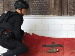 Pekerja Penggali Fondasi Masjid di Ceper Klaten Temukan Mortir Aktif