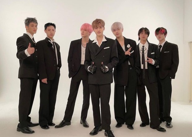 Potret NCT Dream saat promosi Glitch Mode