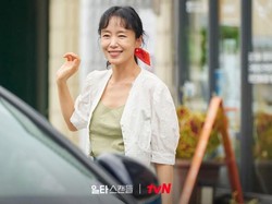 Pemain Crash Course In Romance Jeon Do Yeon Tuai Kritik, Dianggap Terlalu Tua